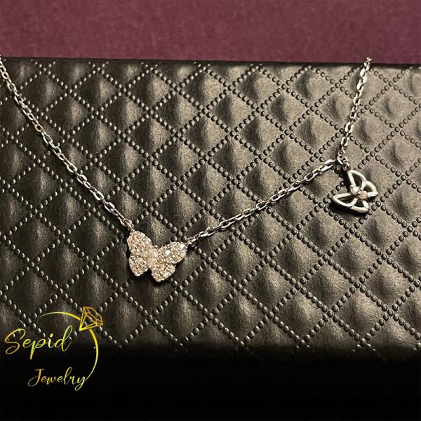 گردنبند پروانه جواهری با آویز پروانه ظریف
