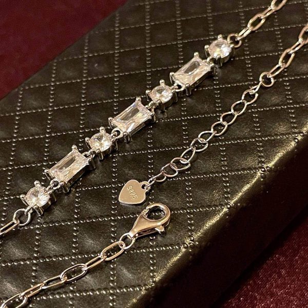 دستبند نقره جواهری امرالد کات و برلیان